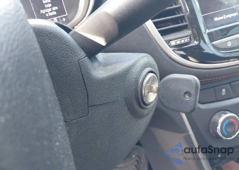 2020 Chevrolet Trax Awd Ls z USA, uszkodzony, nr VIN KL7CJNSB8LB312742